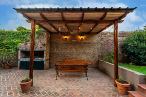 Reinigungsmittel und Zubehör für Außenflächen